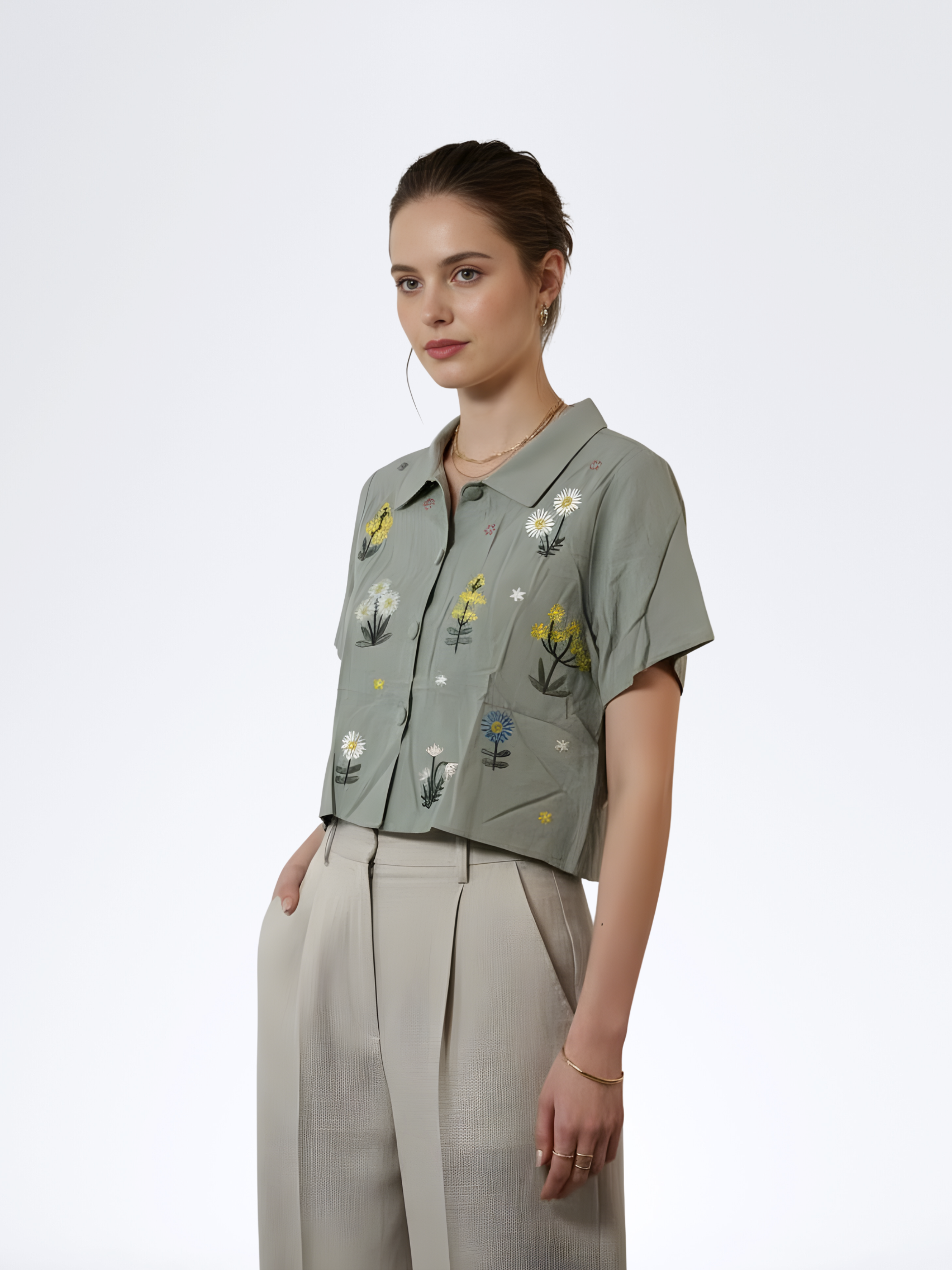 SAGE GREEN EMBRAURA TOP